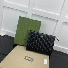 Gucci Clutch Bags